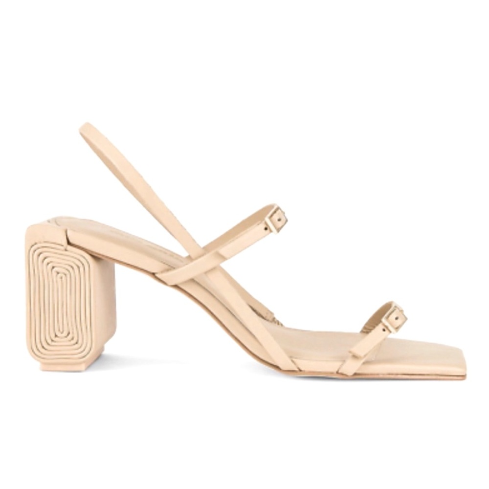 Cult Gaia Maeve Sandal in Sand Size 9 square toe heel nude buckle sandals